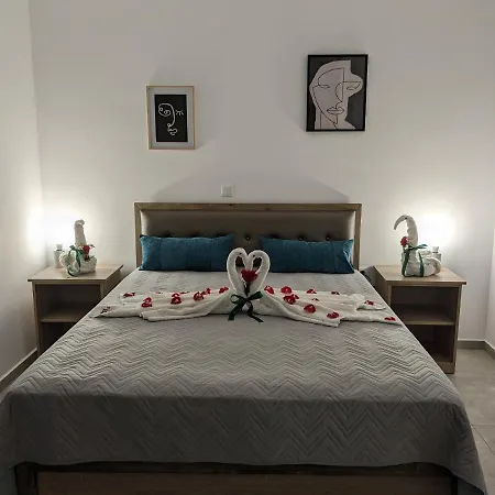 Cute Kéfalos